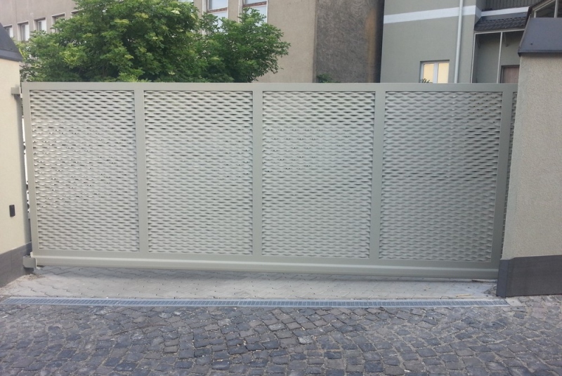 Vstupné brány - ťahokov Vstupné brány - ťahokov