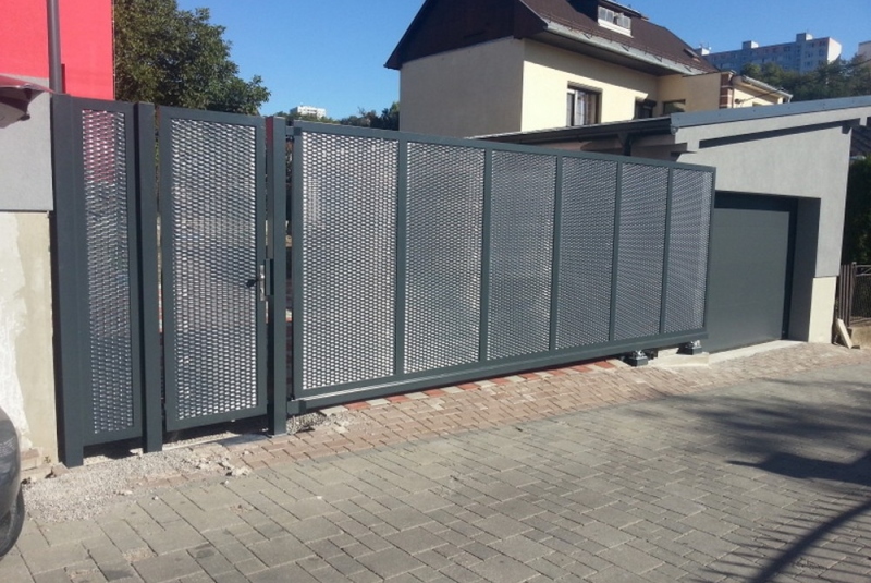 Vstupné brány - ťahokov Vstupné brány - ťahokov