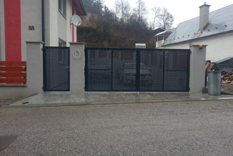 Vstupné brány - ťahokov Vstupné brány - ťahokov