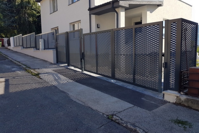 Vstupné brány - ťahokov Vstupné brány - ťahokov