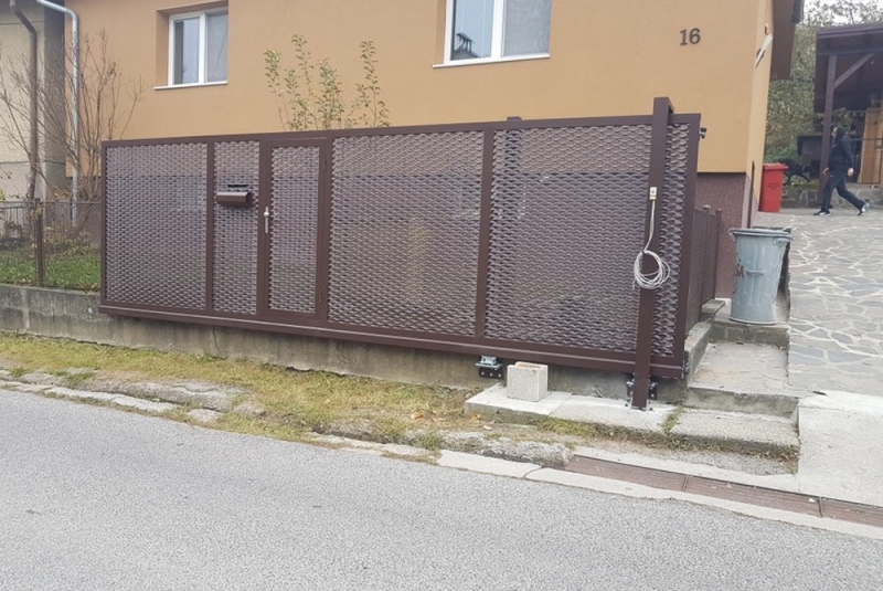 Vstupné brány - ťahokov Vstupné brány - ťahokov