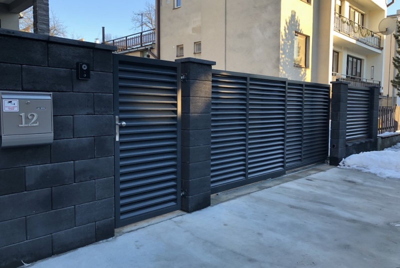 Vstupné brány - Z oceľová lamela Vstupné brány - Z oceľová lamela