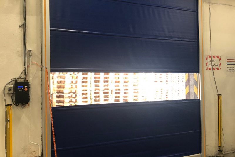 Garážové brány Garážové brány