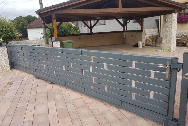 Vstupné brány - vypaľovaný plech Vstupné brány - vypaľovaný plech